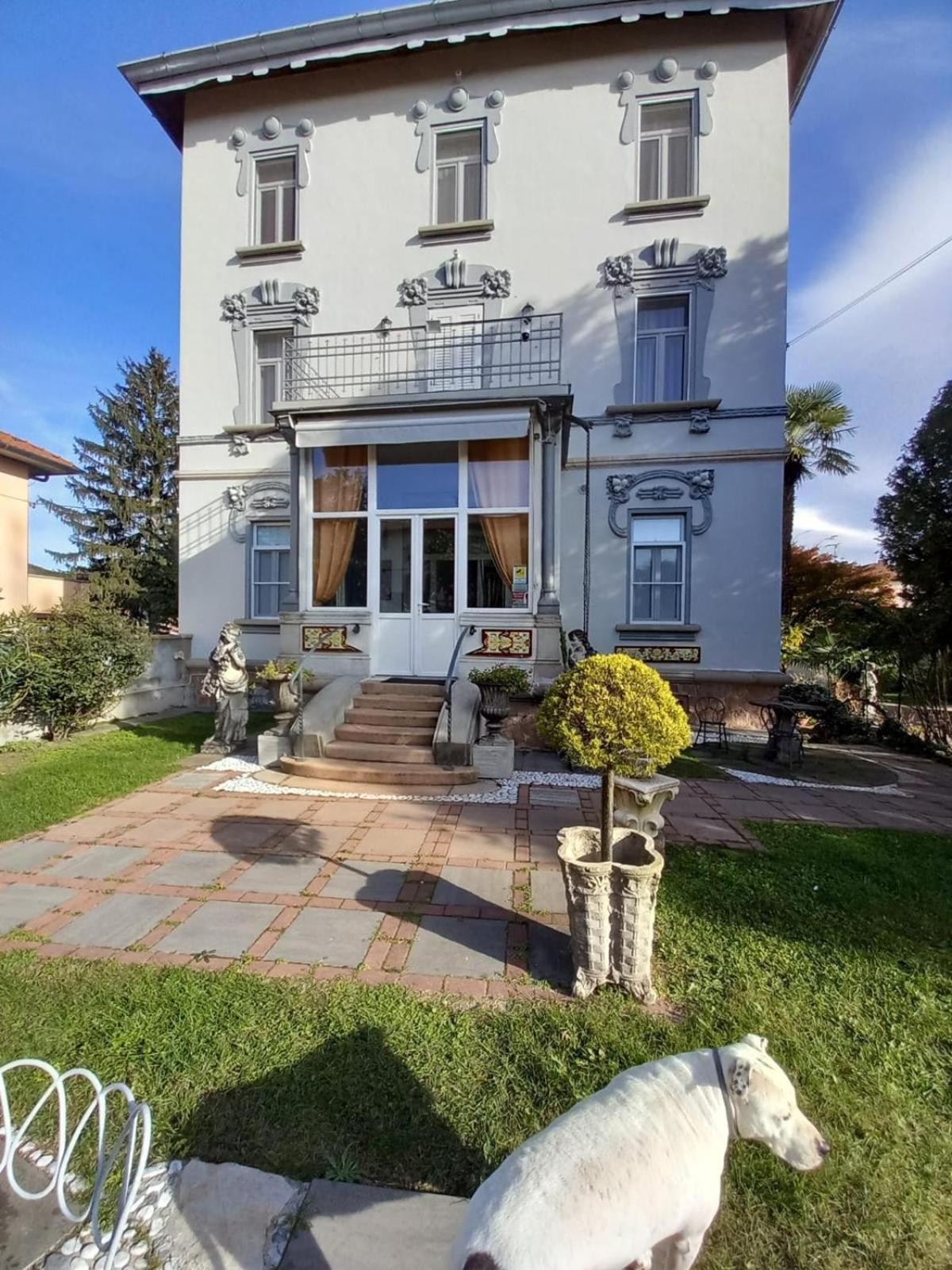 Villa Sapi Arcisate Exteriér fotografie
